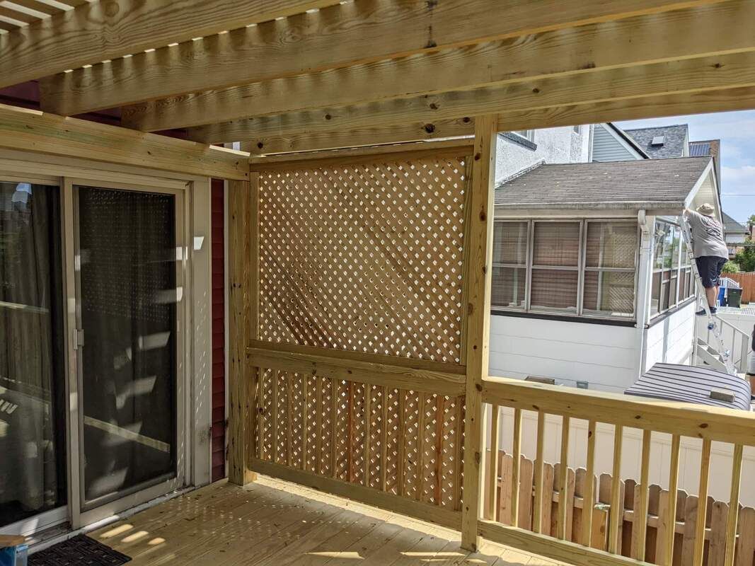 Pergola and Lattice Privacy Screen